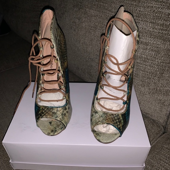 Multi color snake print Bootie - Picture 3 of 5